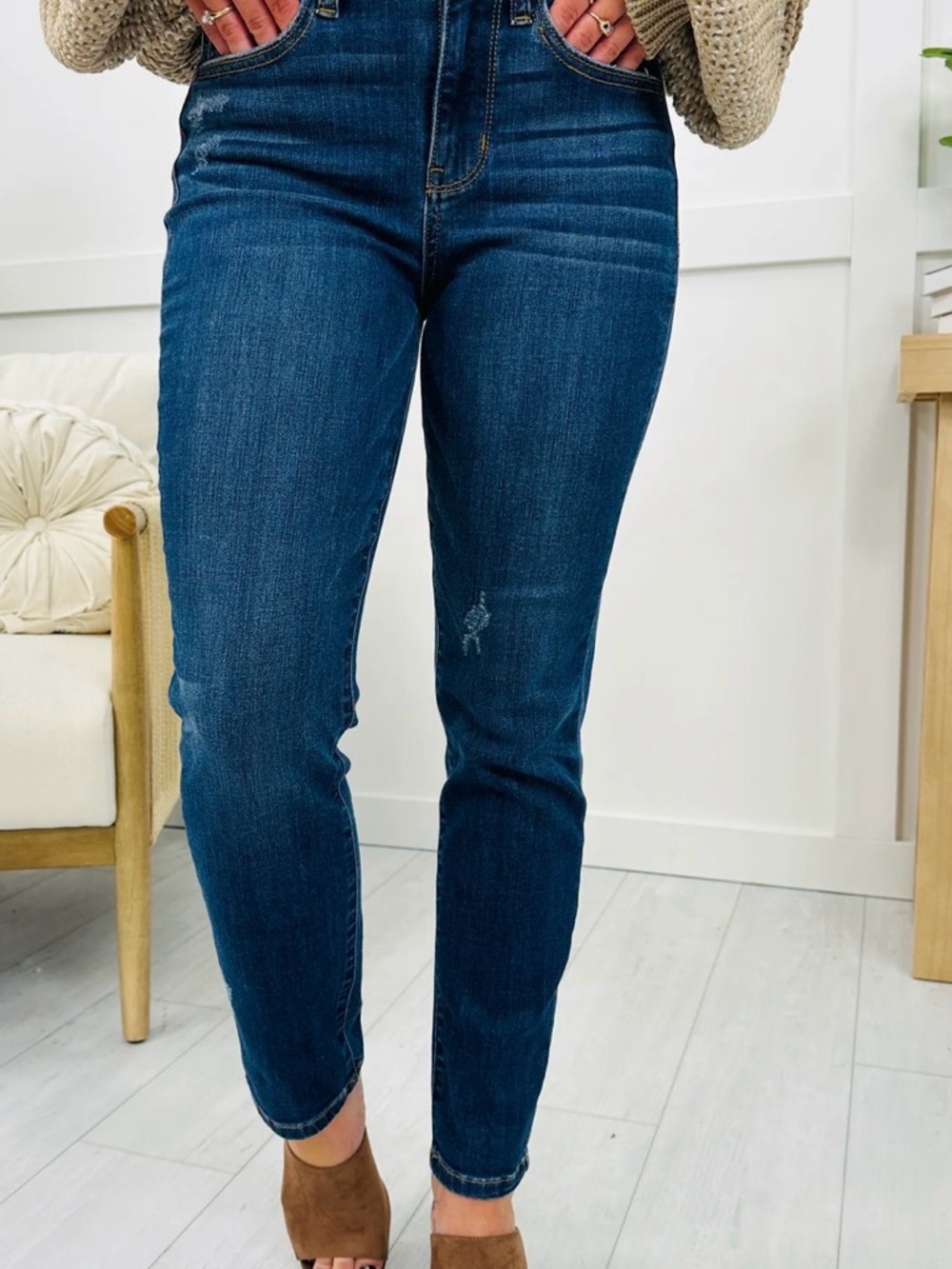 Judy Blue Dark Blue High-Rise Slim Straight Jeans